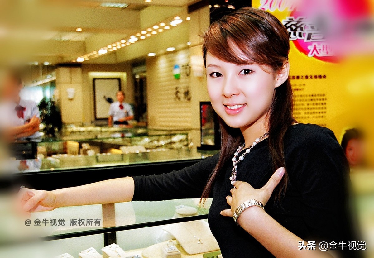 金牛原创：才貌双修曲雪冬，绝世智慧而华丽