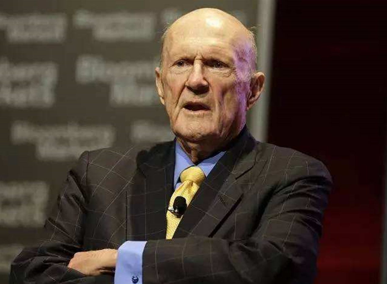 华尔街大佬黄比尔：白手起家，9年赚150亿美元，3天时间赔光家产