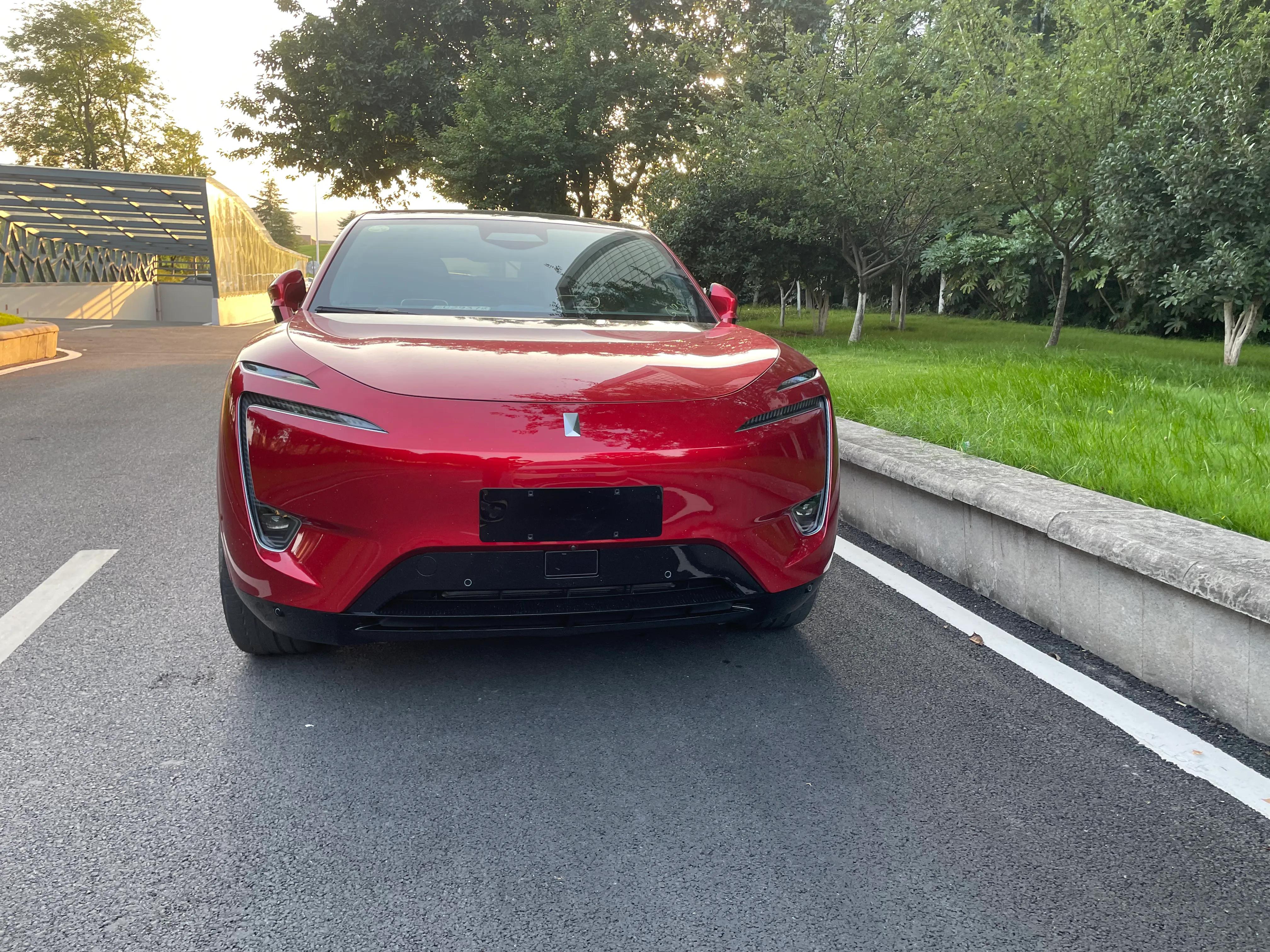 遇见背景最强的国产合伙电动车“安慰他”阿维塔