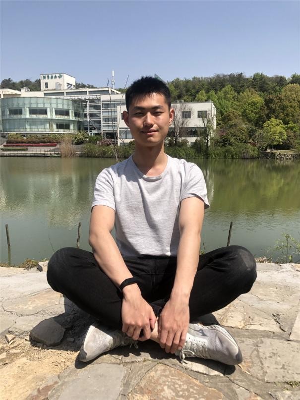 南师大学霸天团来袭！发表论文、直博清华、获全国表彰！现已集体保研！