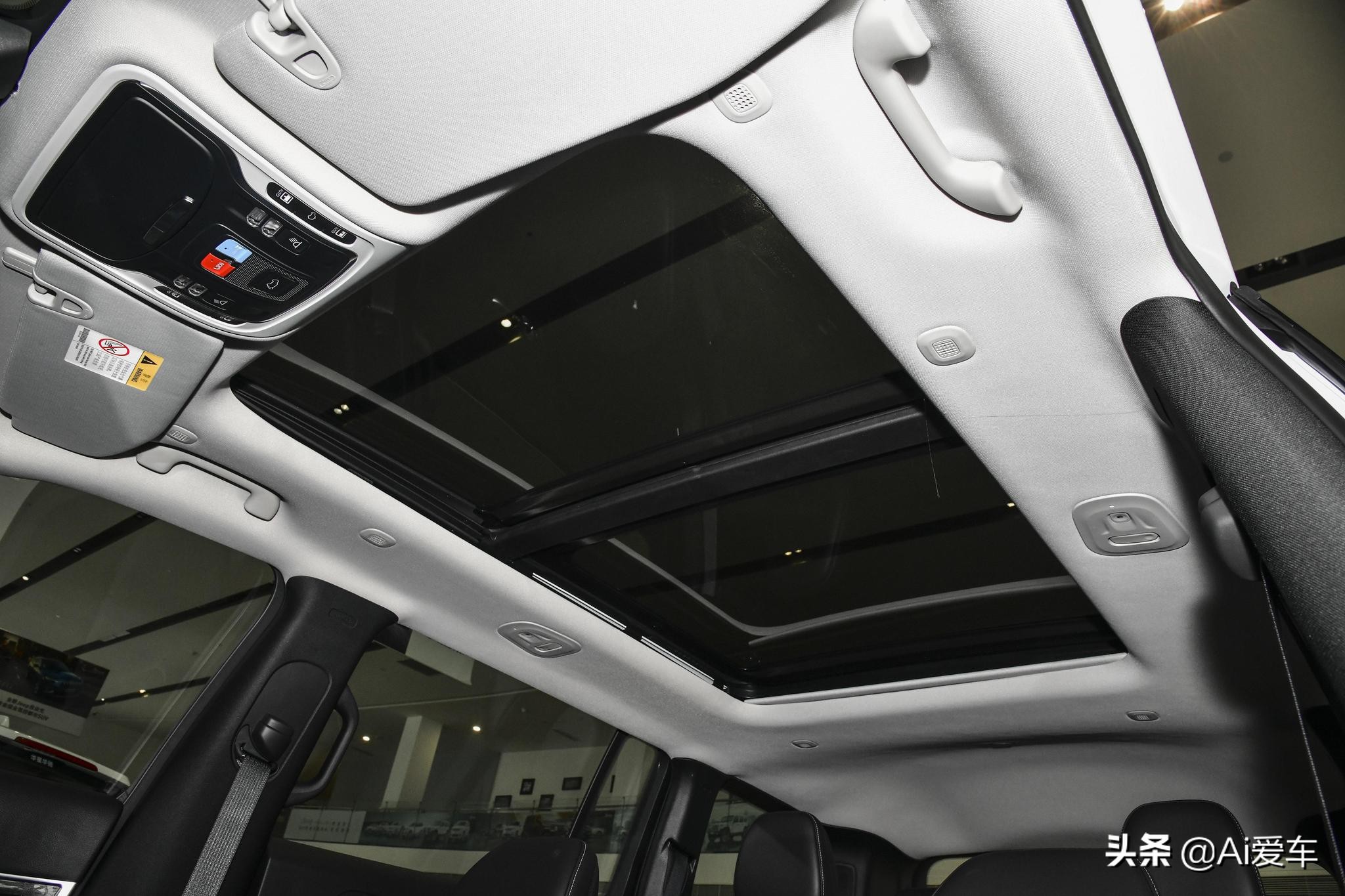 1.6L油耗的大JEEP，合资旗舰级大5座家用SUV，带你看大指挥官PHEV