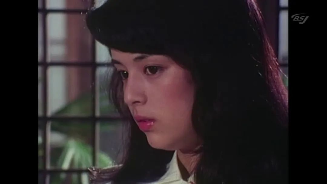 她是昭和顶级美人，美貌惊为天人！63岁至今未婚，优雅爆棚