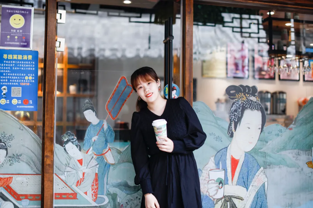 一杯治愈系奶茶，一撩饮者众心