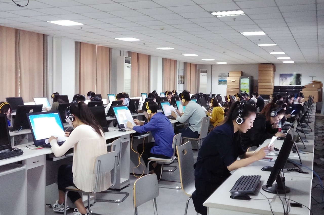 普通话考试报名费多少？大家擦亮眼睛，不要被网上收费机构骗走钱