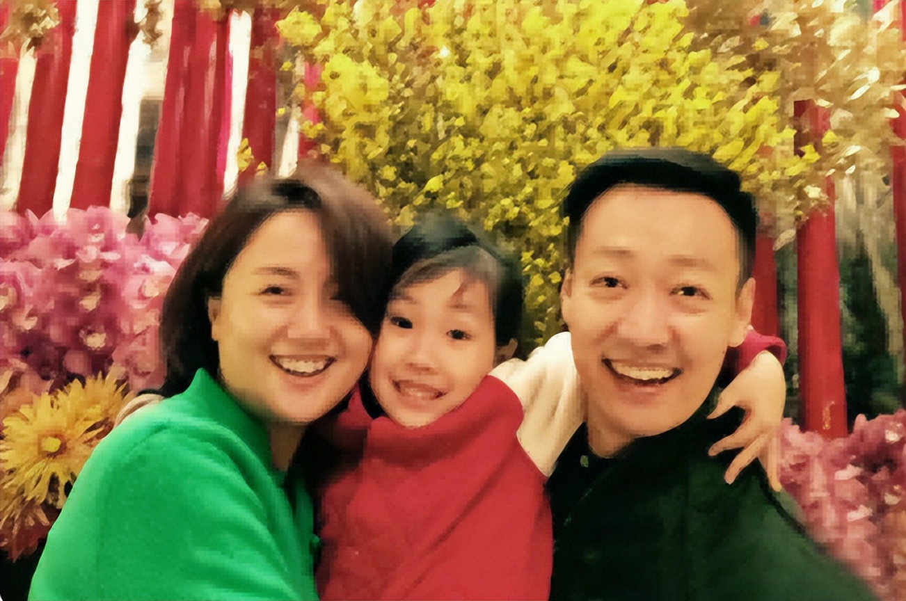 长着一张红颜祸水的脸，感情经历却洁白如纸，这12位女星太稀缺