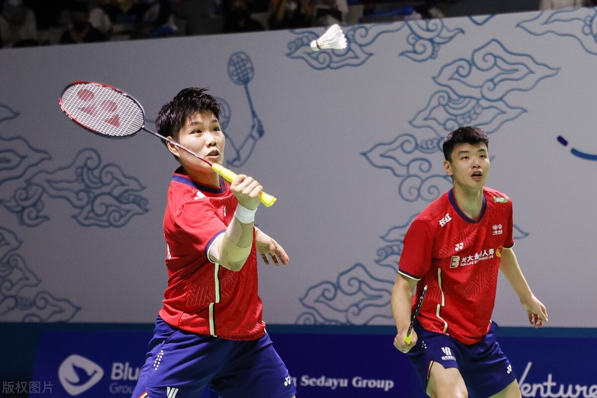 印尼赛雅思组合两局横扫黄鸭，将与日本强敌争夺混双冠军