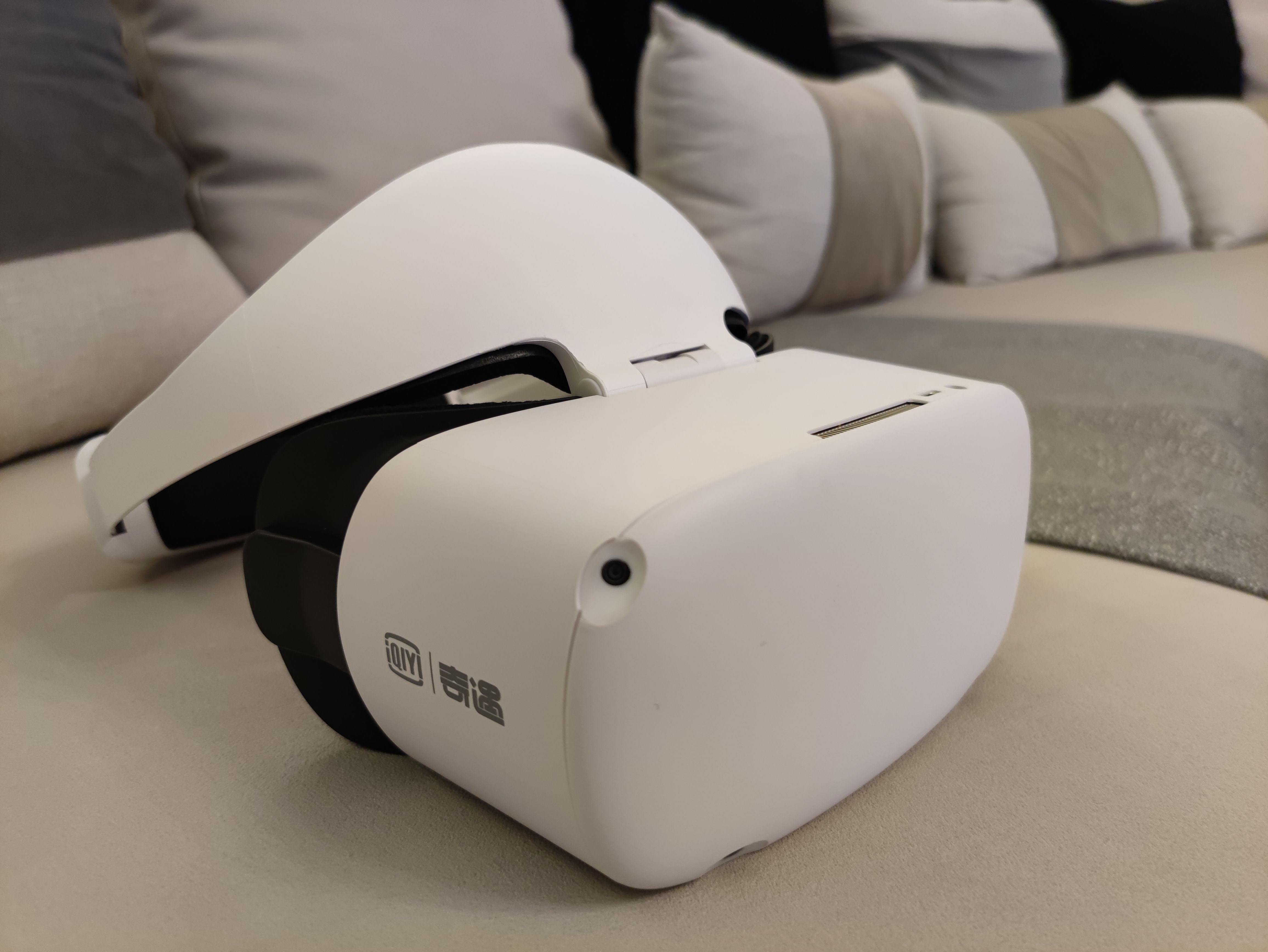 性能爆棚，爱奇艺奇遇Dream VR一体机让你畅享元宇宙