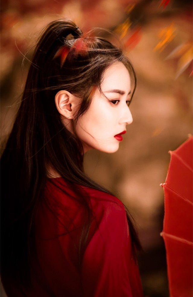 92年女星陈钰琪，古装美照，貌若天仙