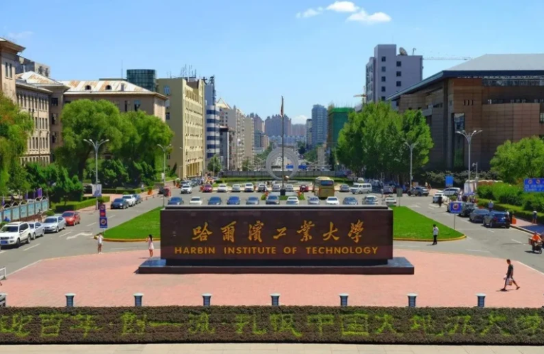 211高校金字塔排名已更新，人民大学跻身第1档，西北农林无缘前3