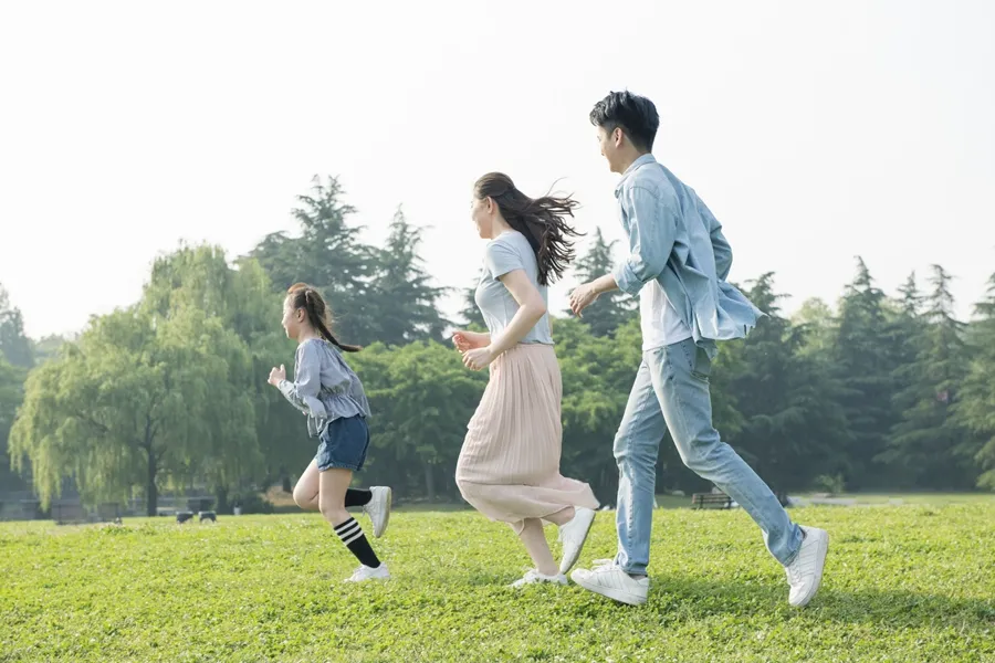 孩子被欺负,这3个建议比逼孩子打回去更好!(特别家教879期)