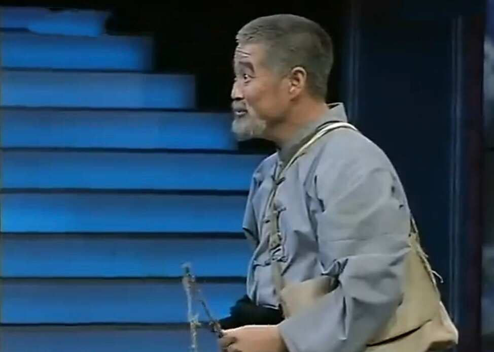 主持人抢话、演员笑场，这8届央视春晚的失误，堪称“灾难现场”