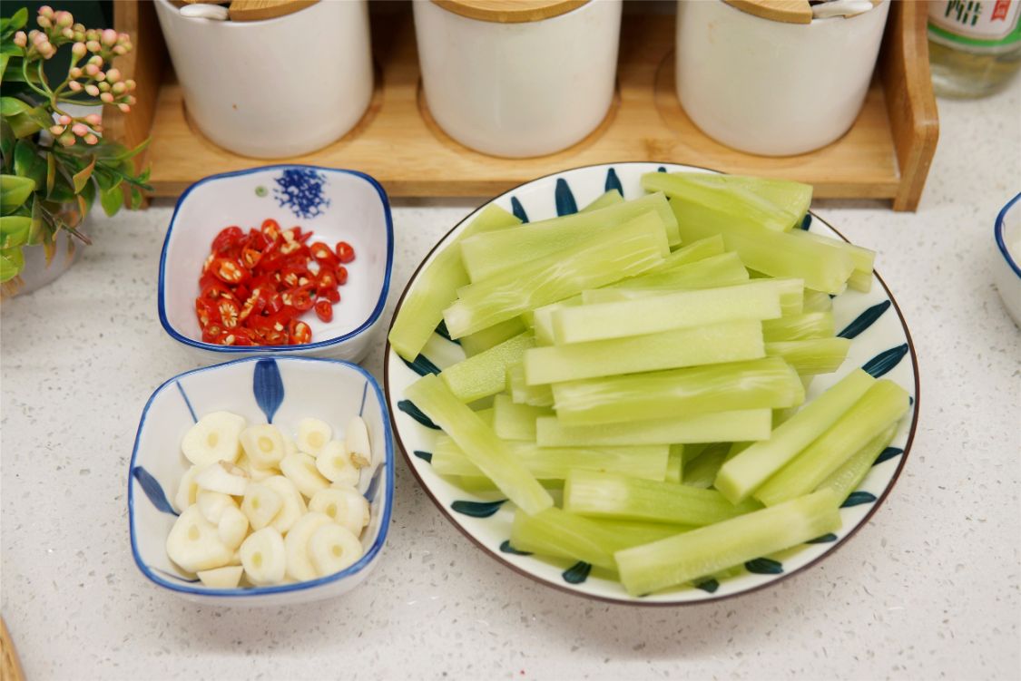 春天，建議中老年人：多吃10種“天然高葉酸”食材，早吃早受益