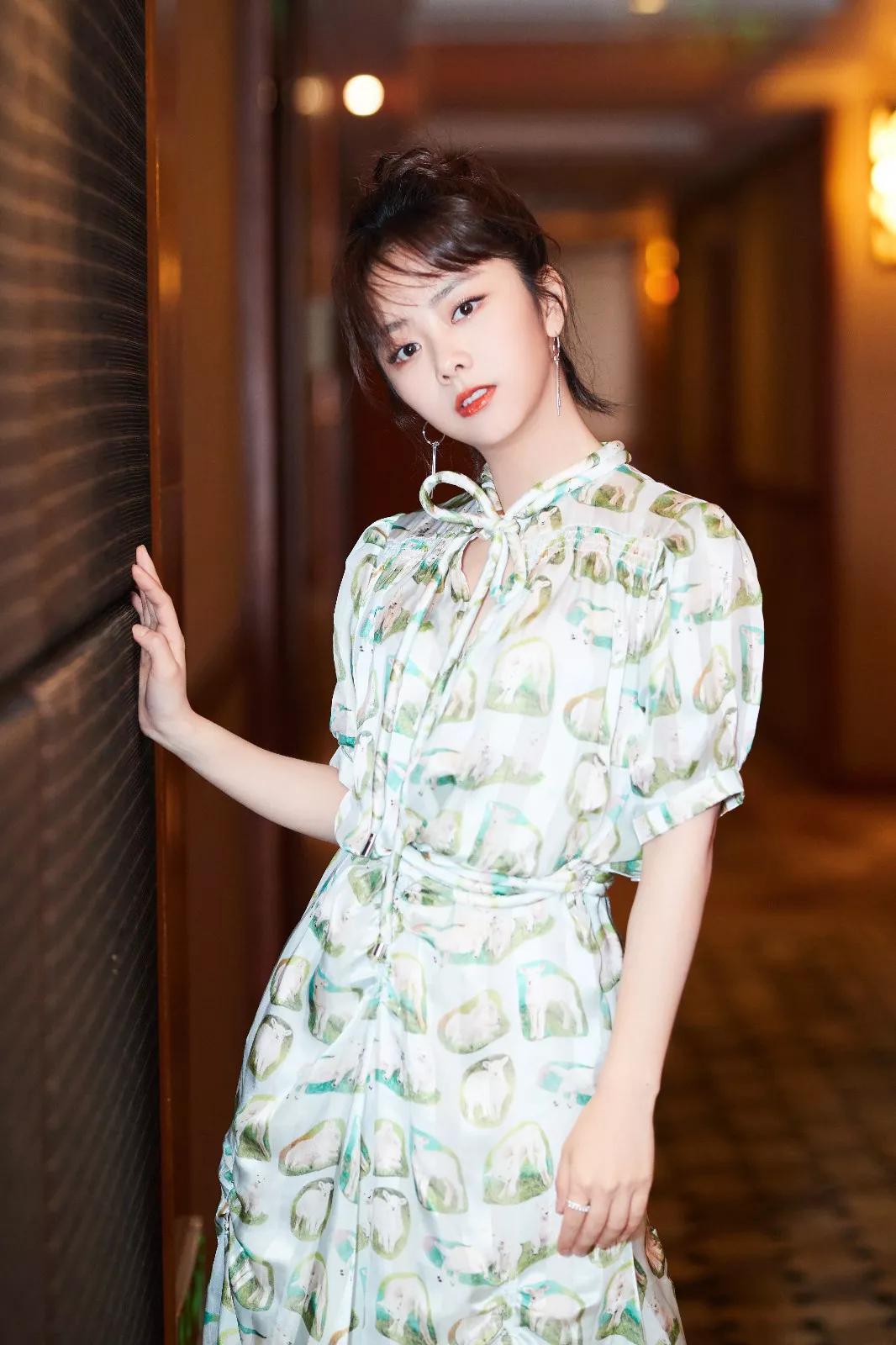 甜美可爱的谭松韵