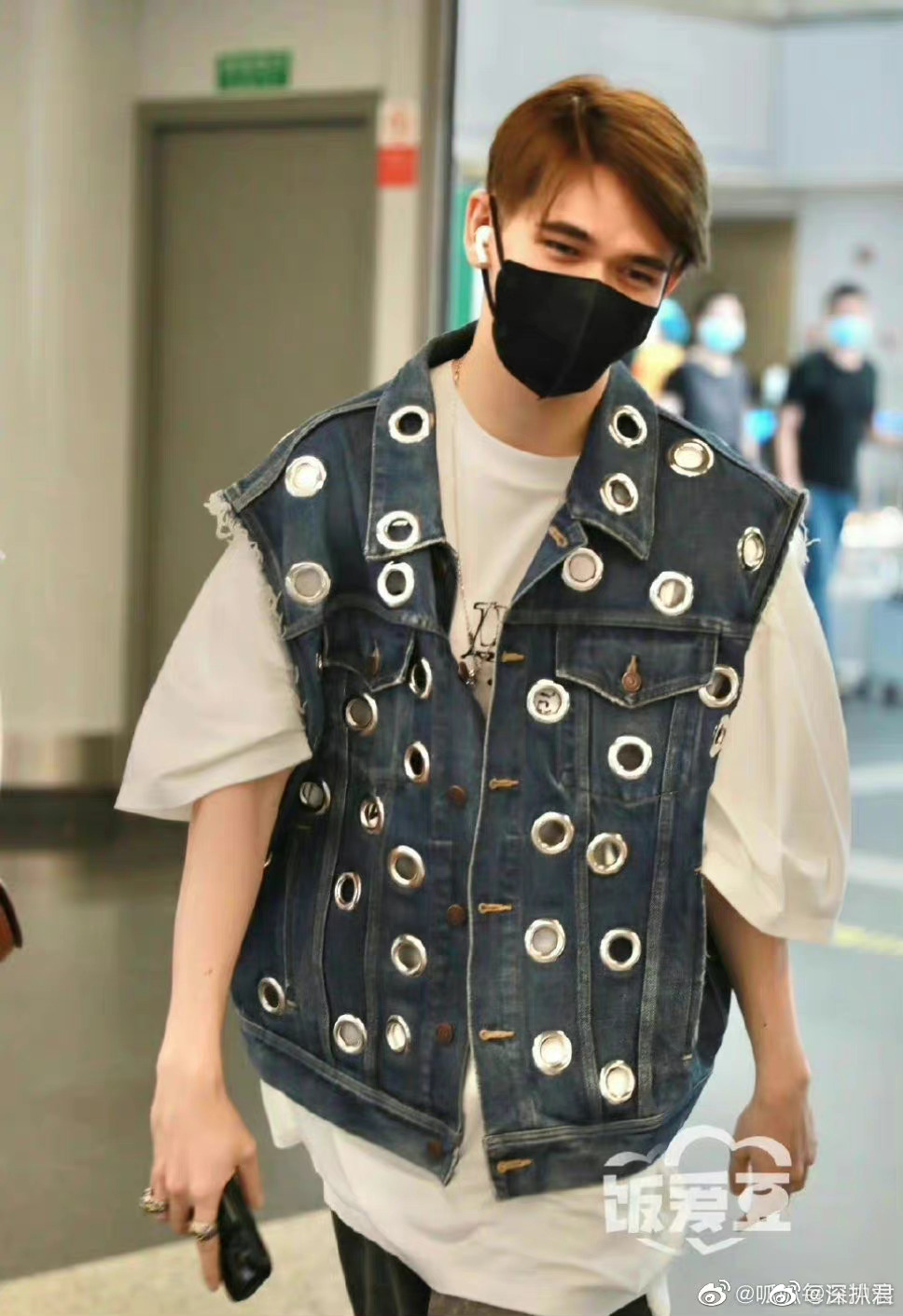 孟美岐桃花坞开放中