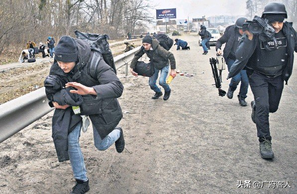 �ڿ���ս��־Ը���ռǣ����˺����᳷��ʱΪ�Ρ������ӡ�