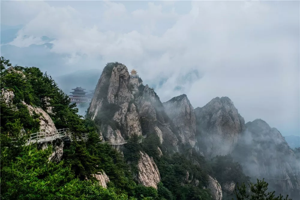 人间有仙境，醉美老君山