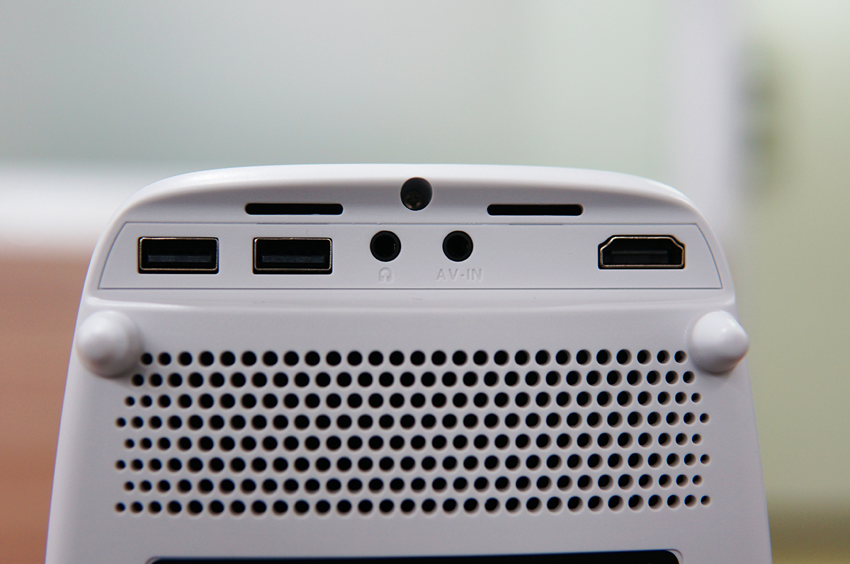 強(qiáng)，不止一面！泰捷WEBOX T1S投影儀評測