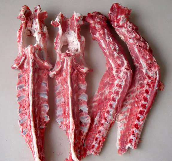 羊蝎子到底是哪个部位?藏在中间的是骨髓吗?