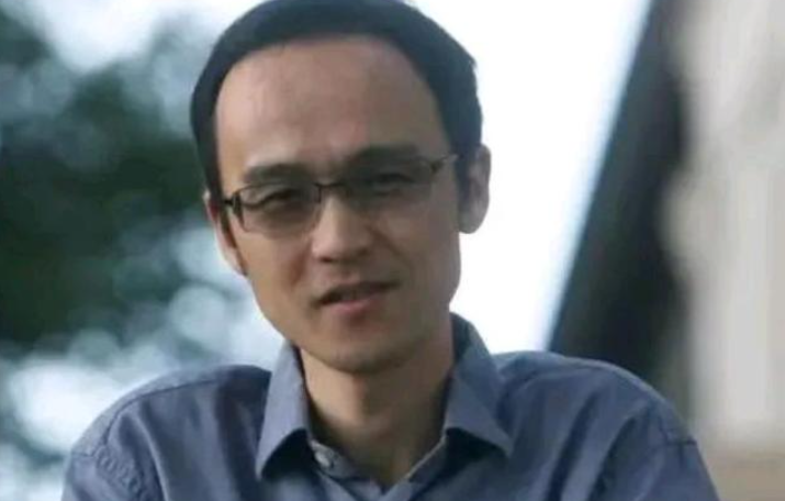 北大“黄金一代”数学大神，实力碾压韦东奕，如今齐聚麻省被嘲讽