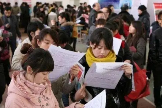 “非师范生不得从教”呼声高涨，有关部门回应，让师范生处境很难