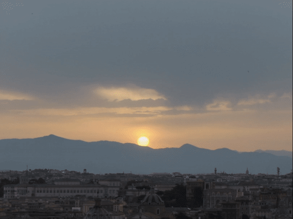 没有红毯也穿高定，baby百元耳环配高定，赵丽颖礼服不服帖靠修图