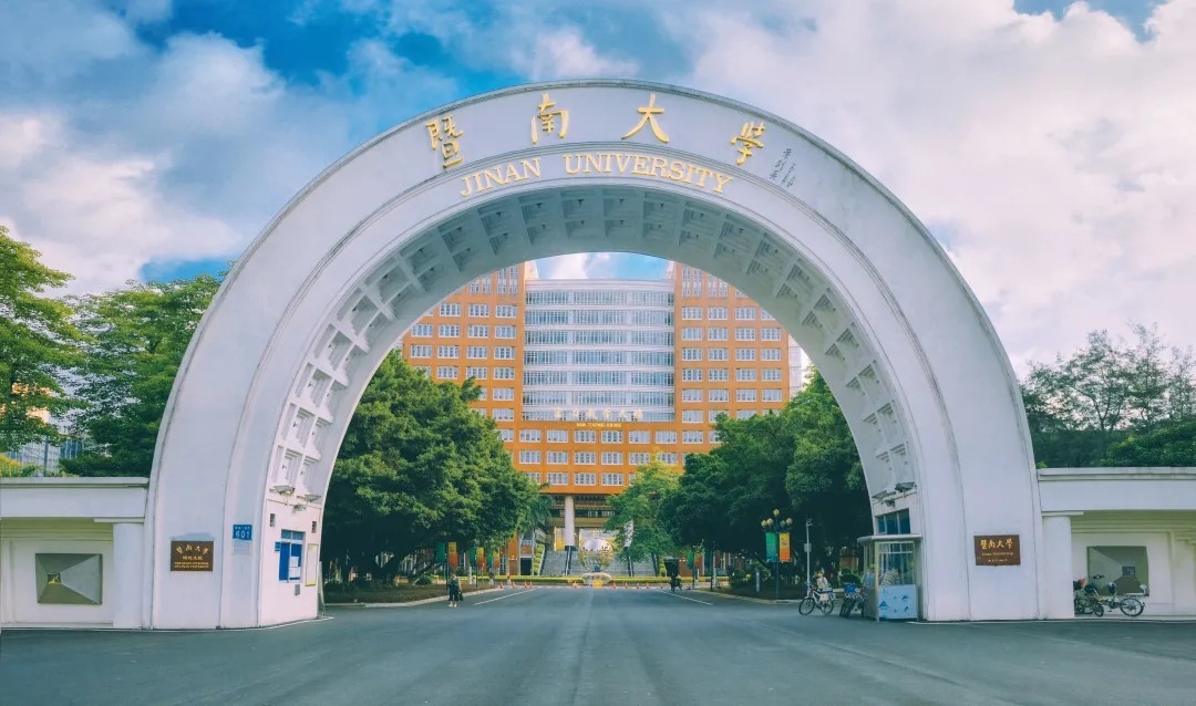 2022高考，只能考上“大专”，是不是人生就无望了？