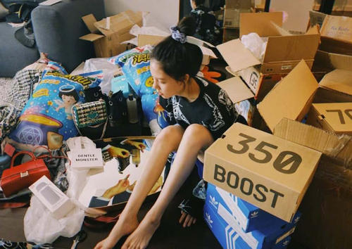 “成人用品”网上销量暴增，女性成为主要客户，这背后是何原因？