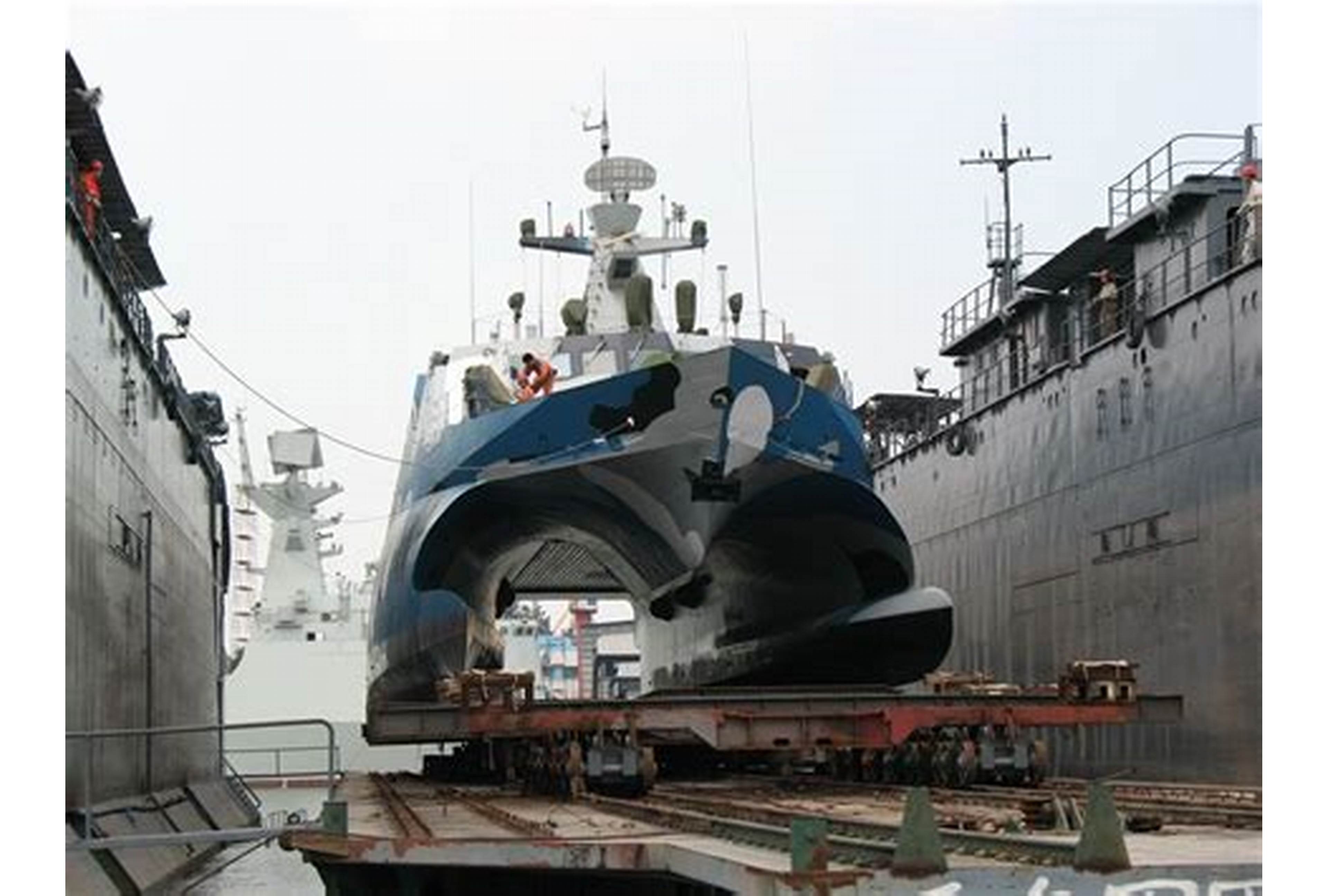 022型隐形导弹艇(022导弹艇航速50节造价过亿,已成时代的眼泪,造60艘