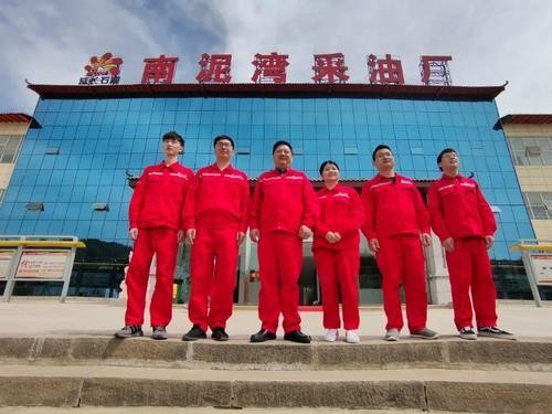 打破瓶颈，新增销售额超40亿，长江大学频受新华社、新闻联播聚焦