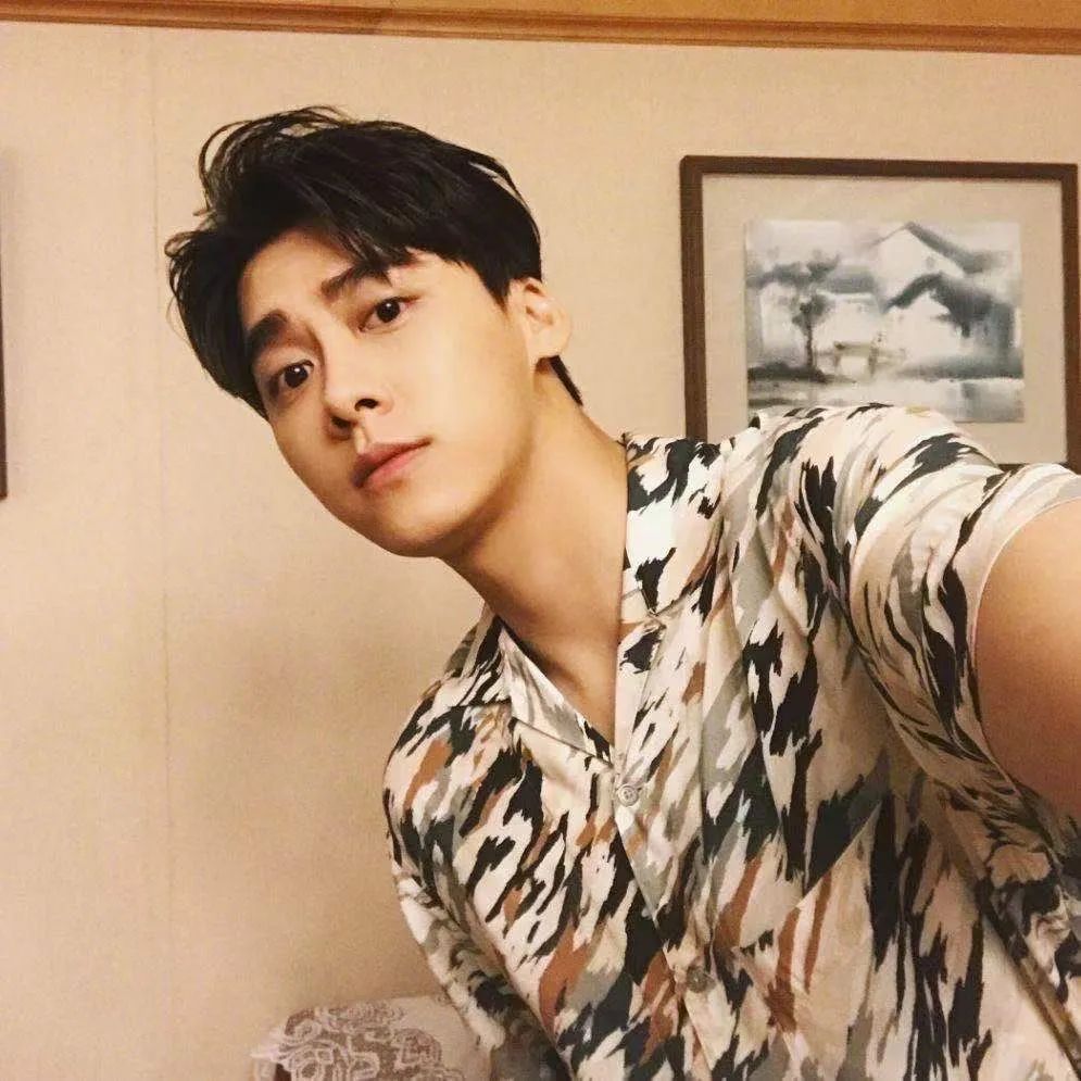 内娱选秀段位榜出炉，李宇春排第一，李易峰在线评论“不同意”