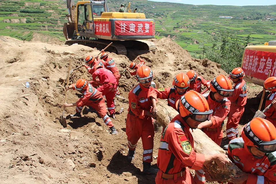 侯<a href=http://www.cngansu.cn/news/ target=_blank class=infotextkey></a>ܶӣߵǿحũ޵