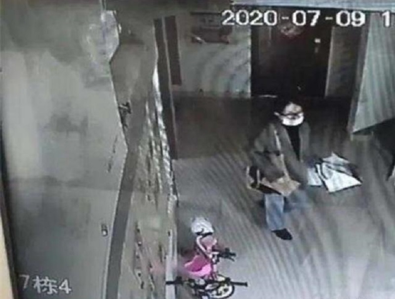 南京女大学生被男友杀害，嫌犯家属称100万私了，其父：只求严惩