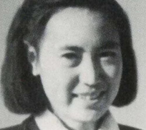 李银桥担任警卫员期间曾“出逃”，毛主席得知哽咽道：小孩想家了