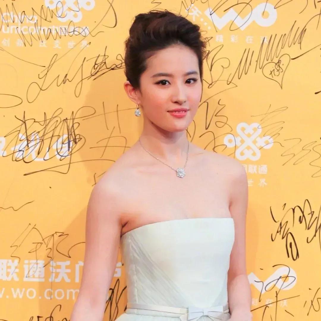 刘亦菲完美女神