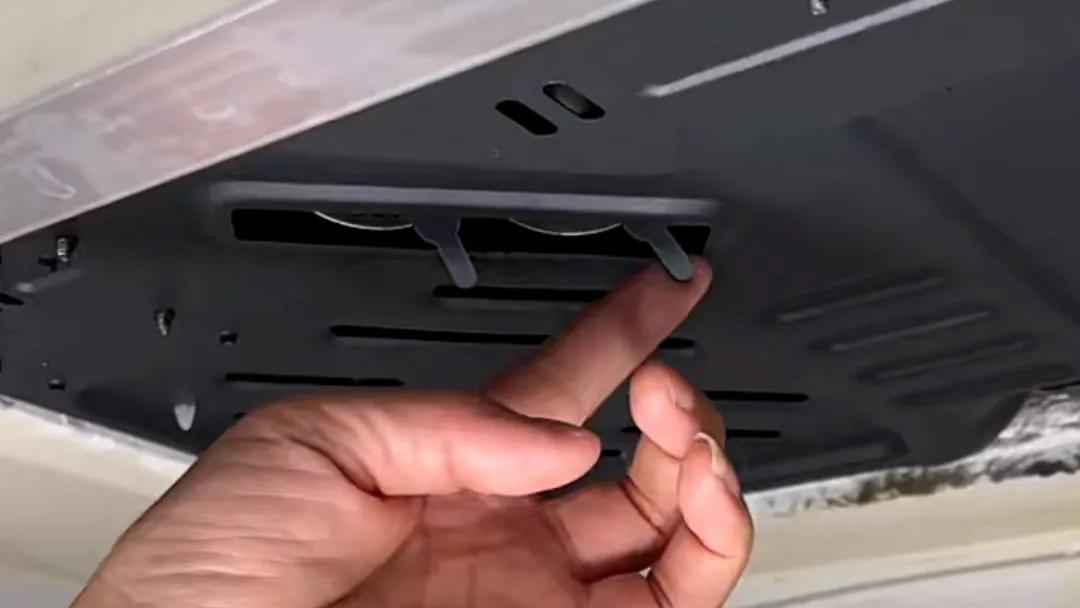 煤气灶打不着火？煤气灶出的是黄火？快来看看解决办法