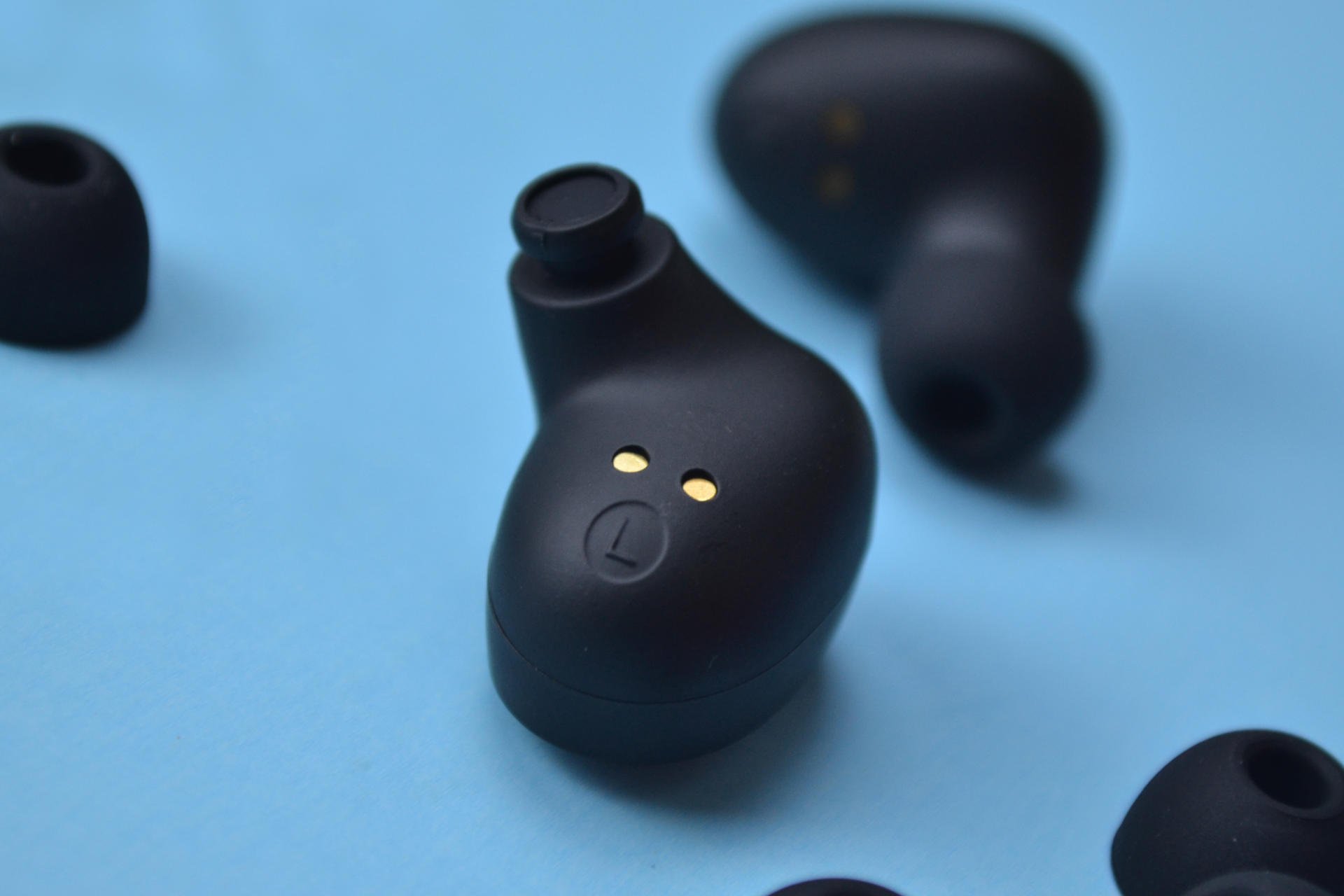 虎年新气象 西圣战神Ares Pro 年度旗舰TWS耳机