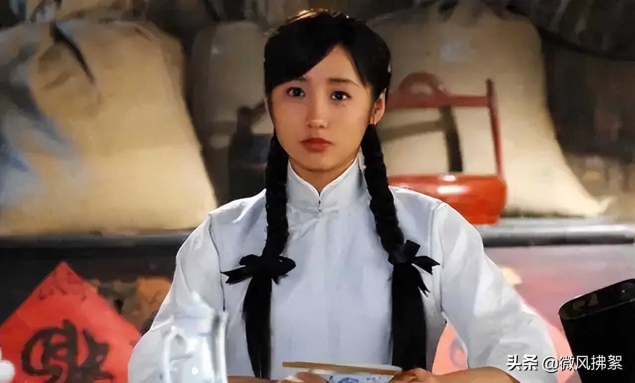 11位女星的民国学生装 灵动俏皮