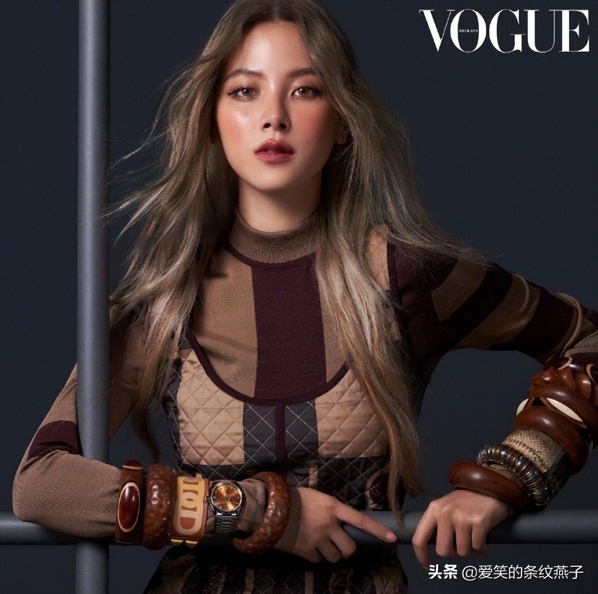 拥有华人血统，却成为泰国的超著名影星