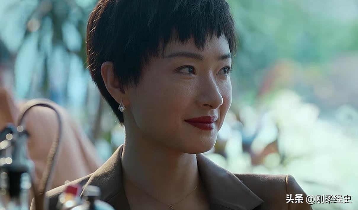 《庭外·盲区》：堆砌悬疑，错漏百出，编剧和观众双双进入盲区