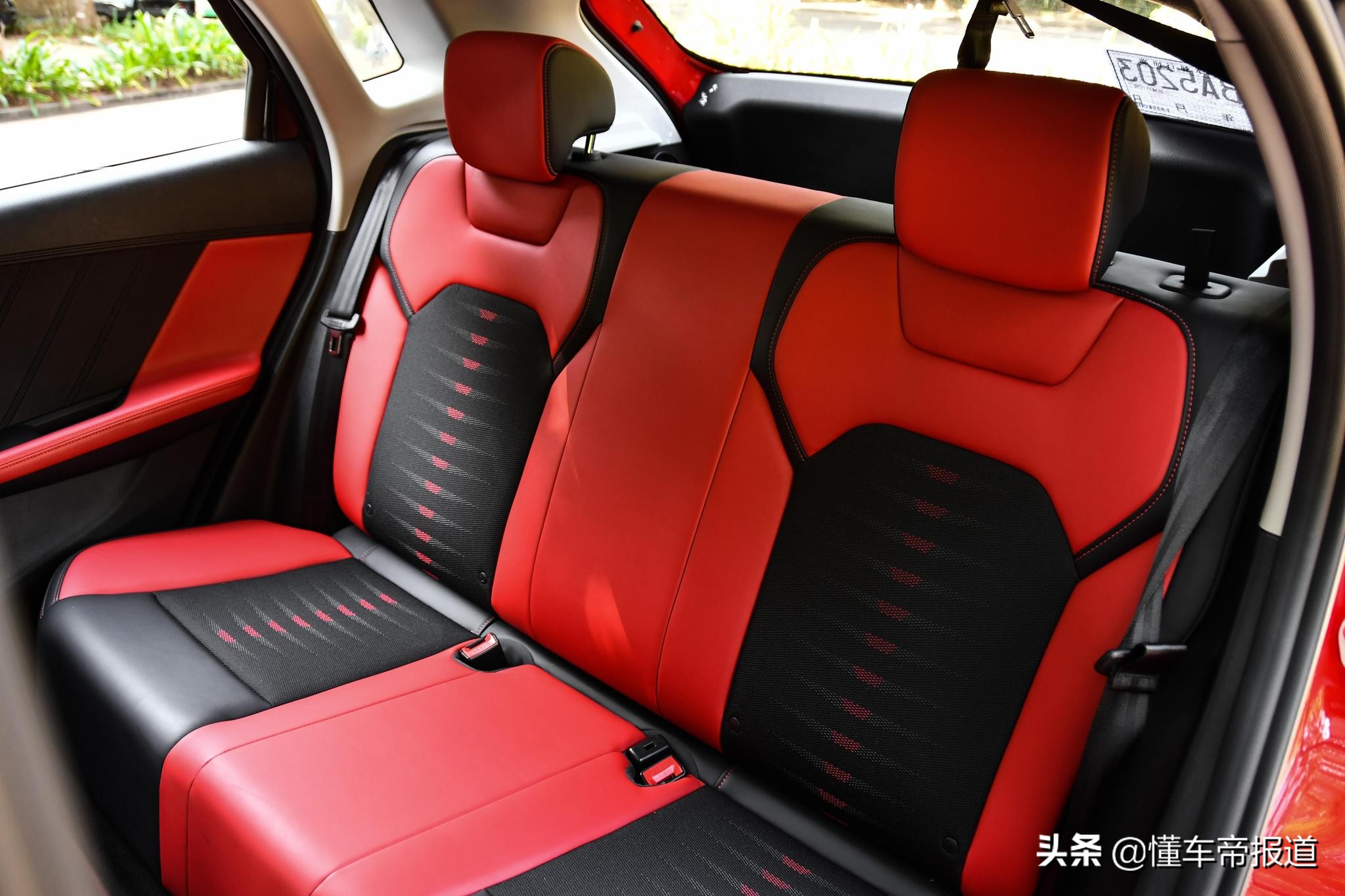 新车｜“买菜车”也能玩运动范？试驾体验2021款比亚迪e2