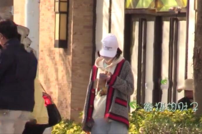 “人生赢家”唐艺昕，爱尔兰举办婚礼，富二代老公订400万月子所