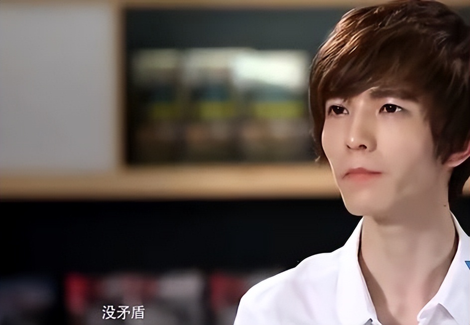 易立竞采访过的犀利场面：郭敬明、孙红雷、佟大为等人均在榜上