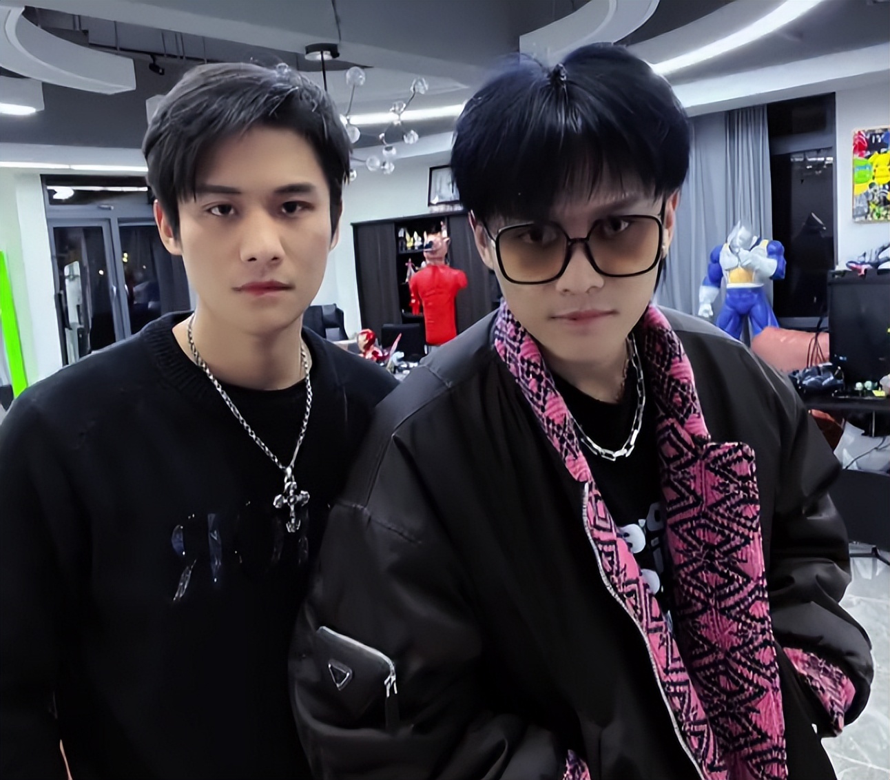 11位网红的收入，有人一分钟50万，有人年入30亿，19岁存款8位数