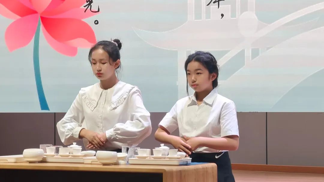 威海天立学校魅力小学举办六一文艺汇演(图9)