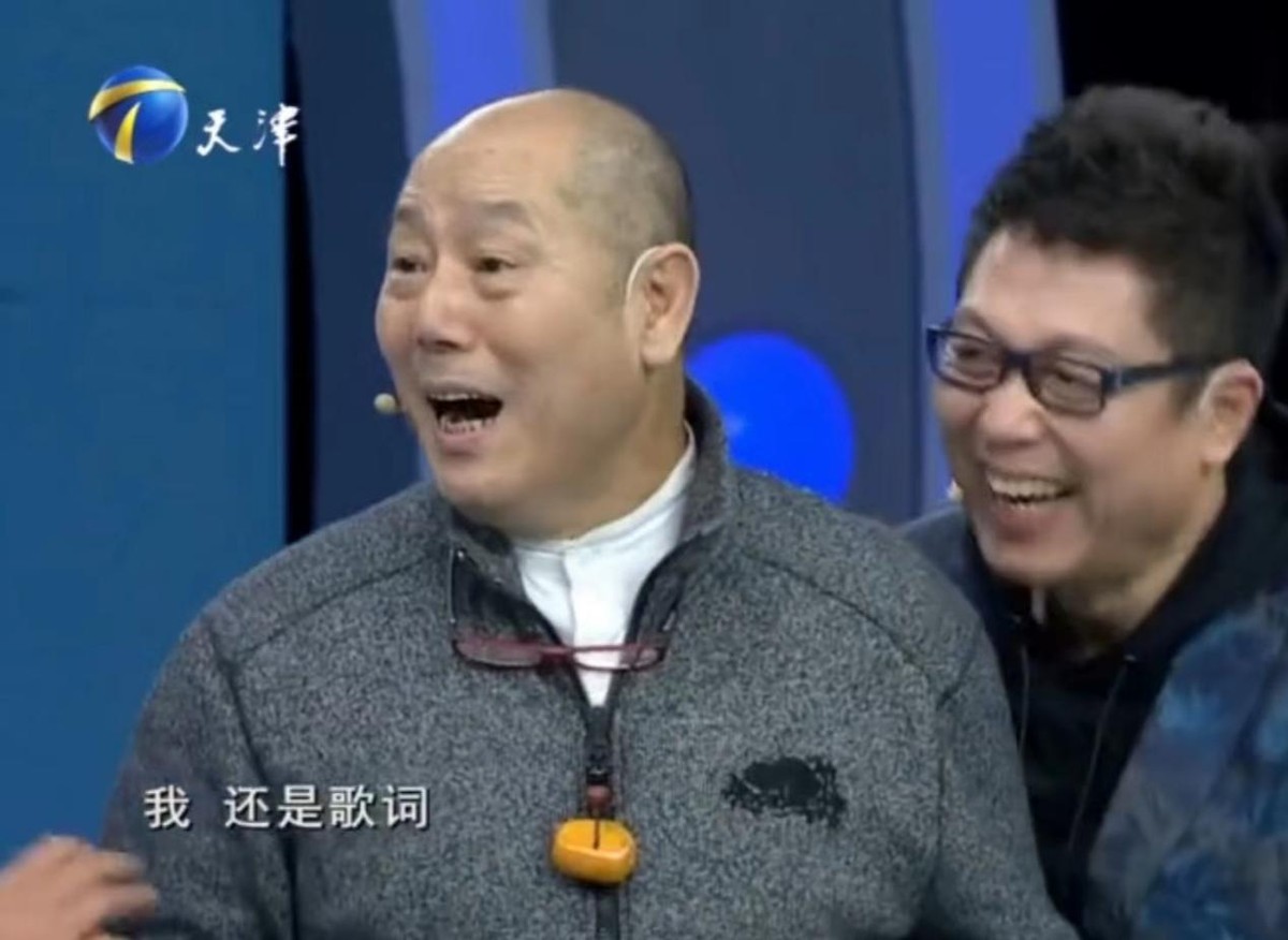 张光北：一套家具和一条毛毯迎娶校花陈炜，如今一家三口其乐融融