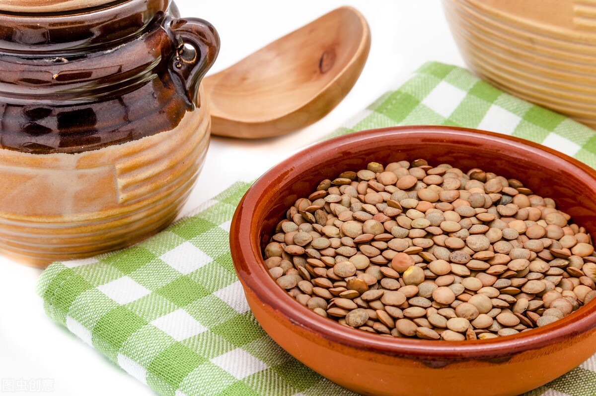 提醒：这6种食物，吃了可能会食物中毒，劝你赶紧撤下餐桌