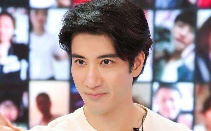 台媒再曝王力宏招嫖细节：女性都是妈妈级，威胁保安禁止走漏风声