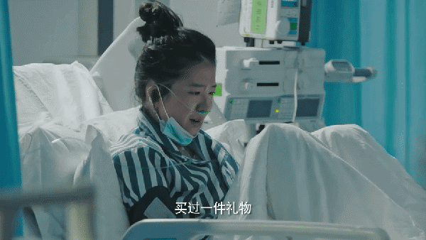 李小满「火」了，何蓝逗不愧95小花潜力股