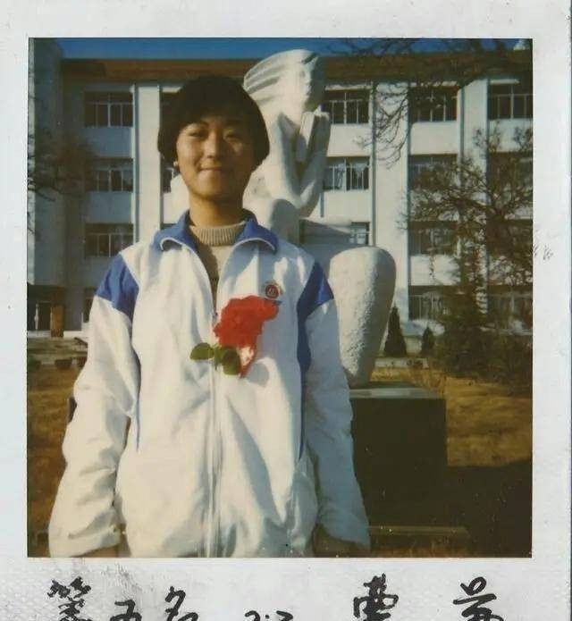 独生女曹茜留学失联17年，父母离世也不回家，怨恨父母控制欲太强