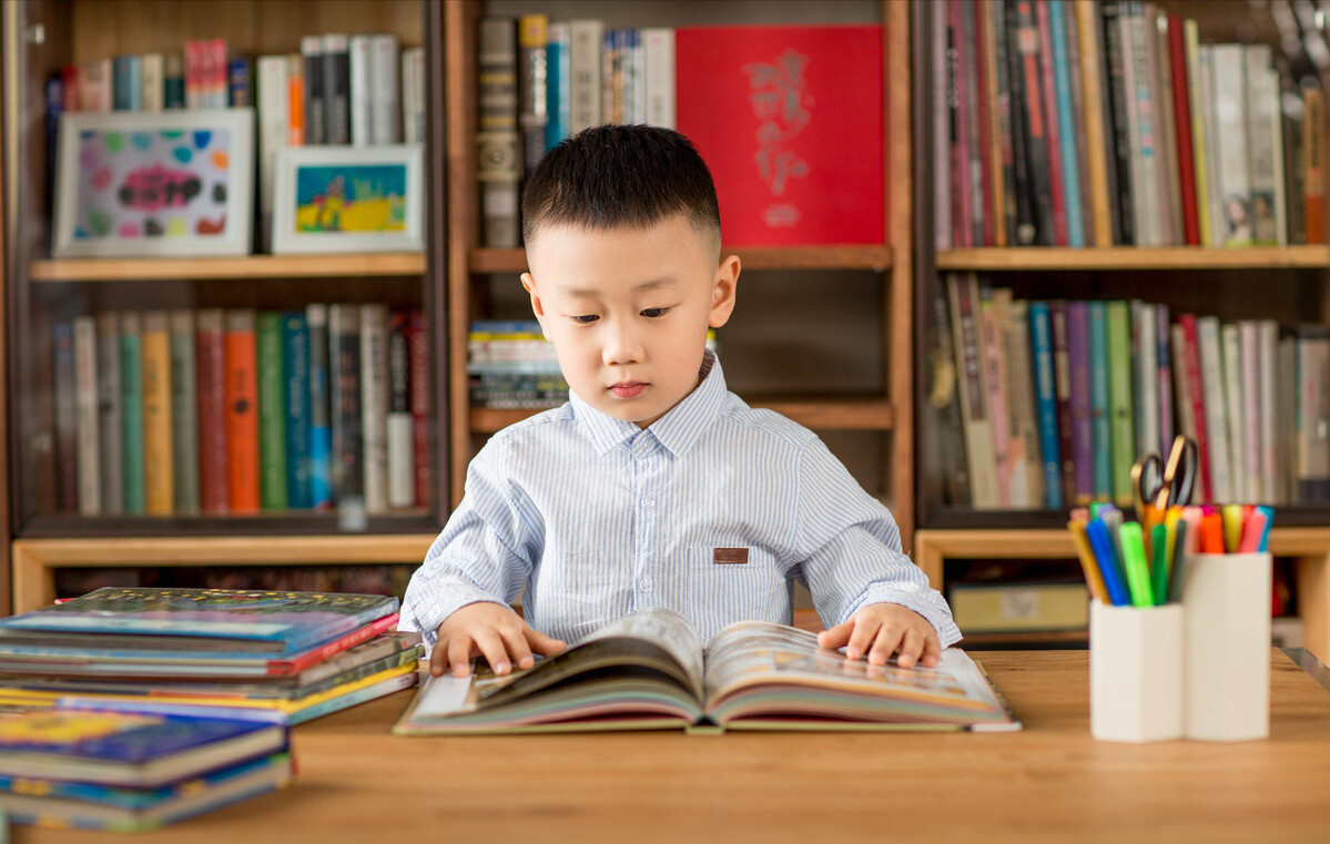 婴儿几个月可以坐起来（孩子进入小学前需要具备哪些能力）